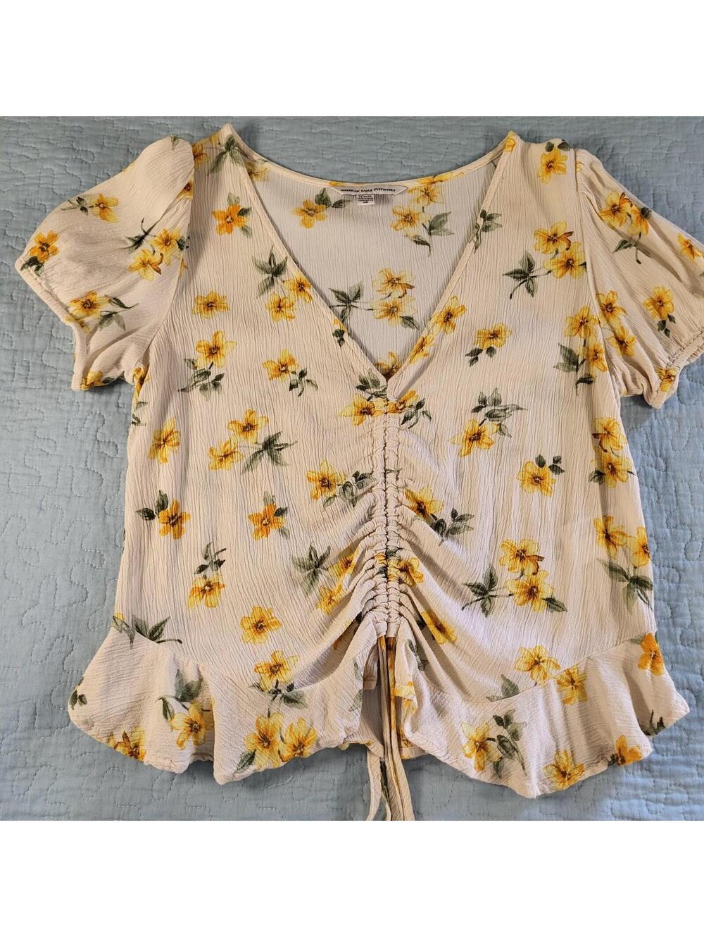 American Eagle floral crop top delicate yellow blossom print V-neck women's  MED